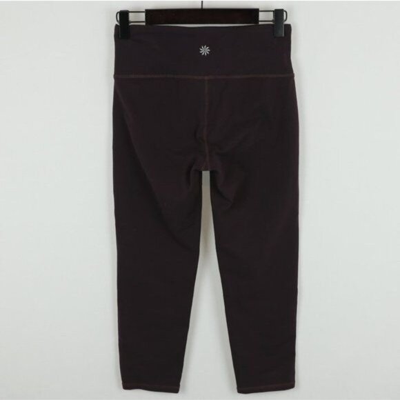 Athleta Elation Women's Extra Small Purple Mid Rise Capri Activewear Leggings - Picture 3 of 9